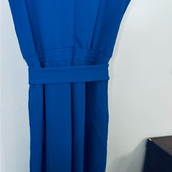 Blue Sleeveless Jumpsuit Women Size Large Back Zipper Closure Belt Included - Picture 3 of 9